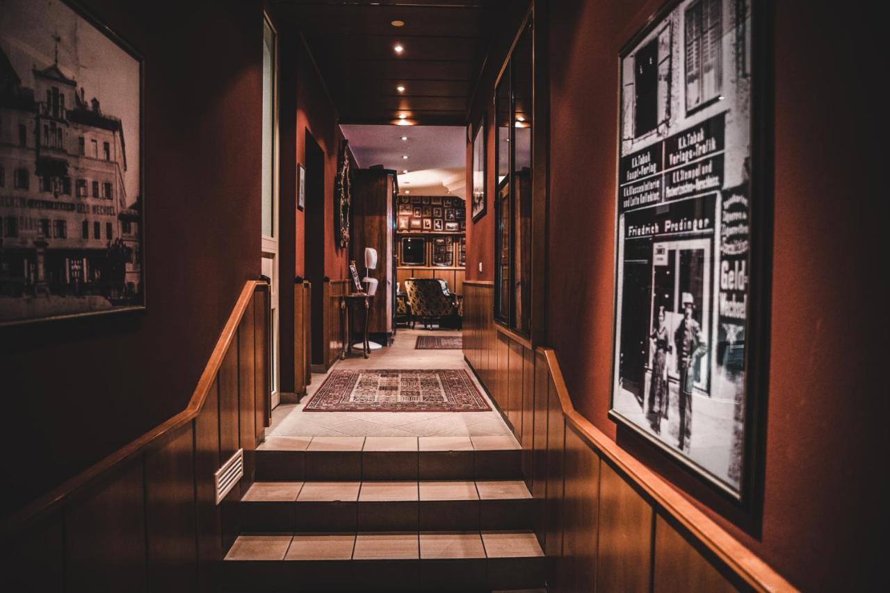 Cella Central Historic Boutique Hotel Zell am See Bagian luar foto