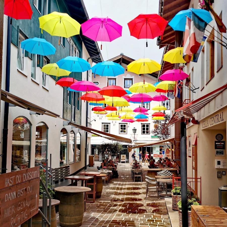 Cella Central Historic Boutique Hotel Zell am See Bagian luar foto