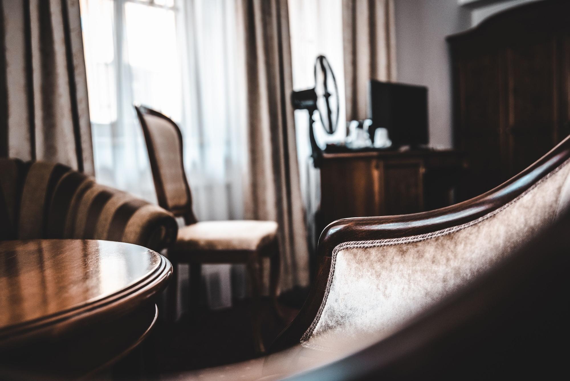 Cella Central Historic Boutique Hotel Zell am See Bagian luar foto