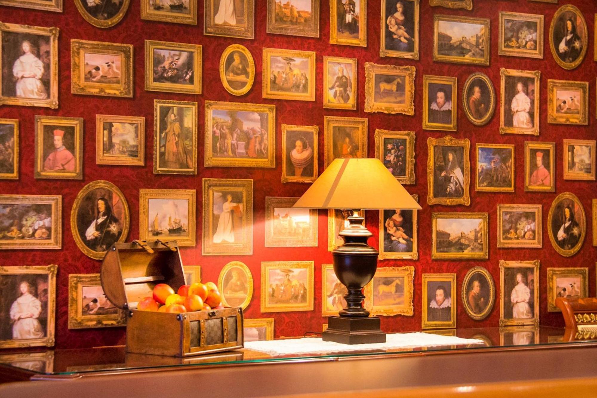 Cella Central Historic Boutique Hotel Zell am See Bagian luar foto