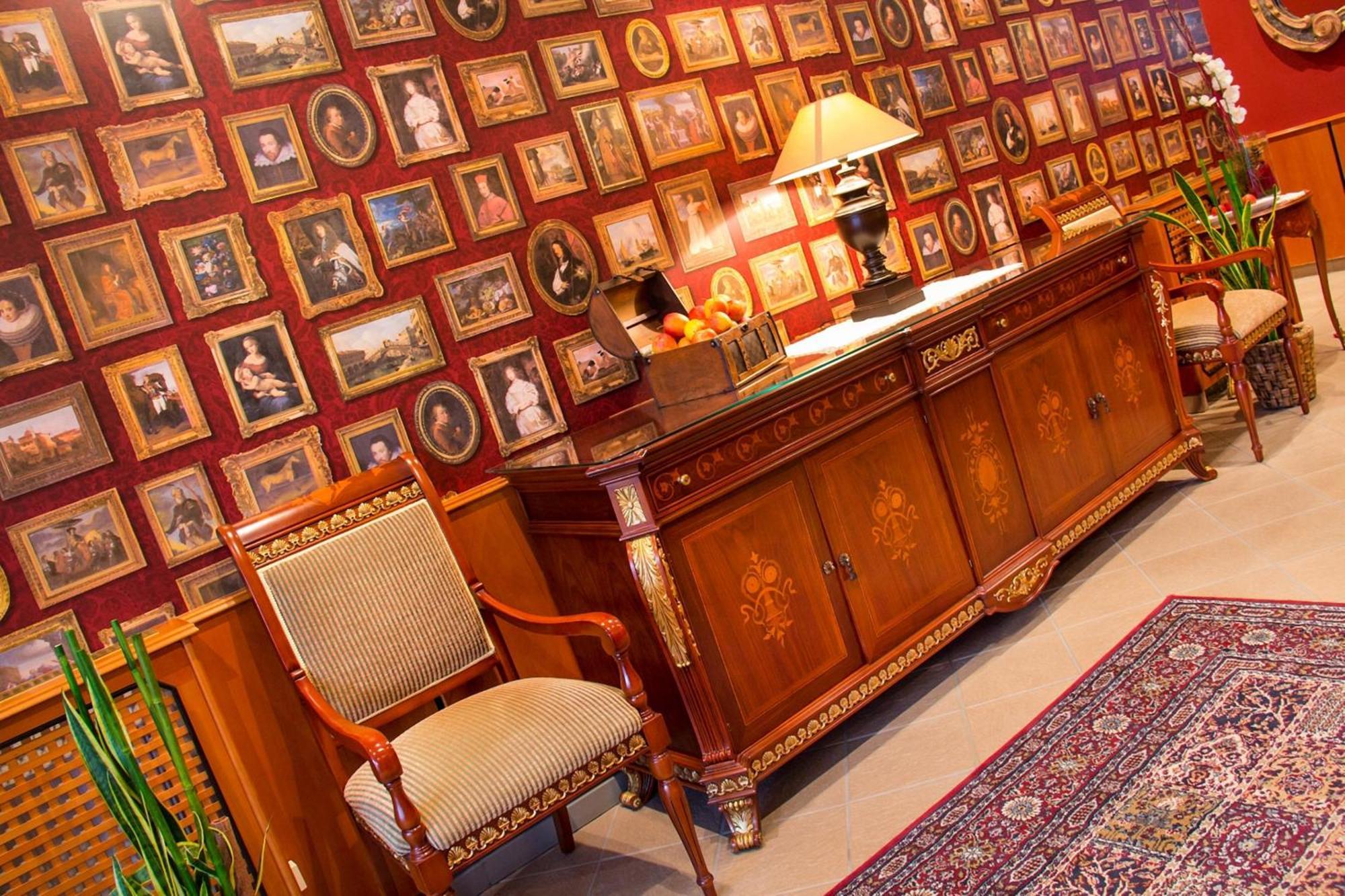 Cella Central Historic Boutique Hotel Zell am See Bagian luar foto