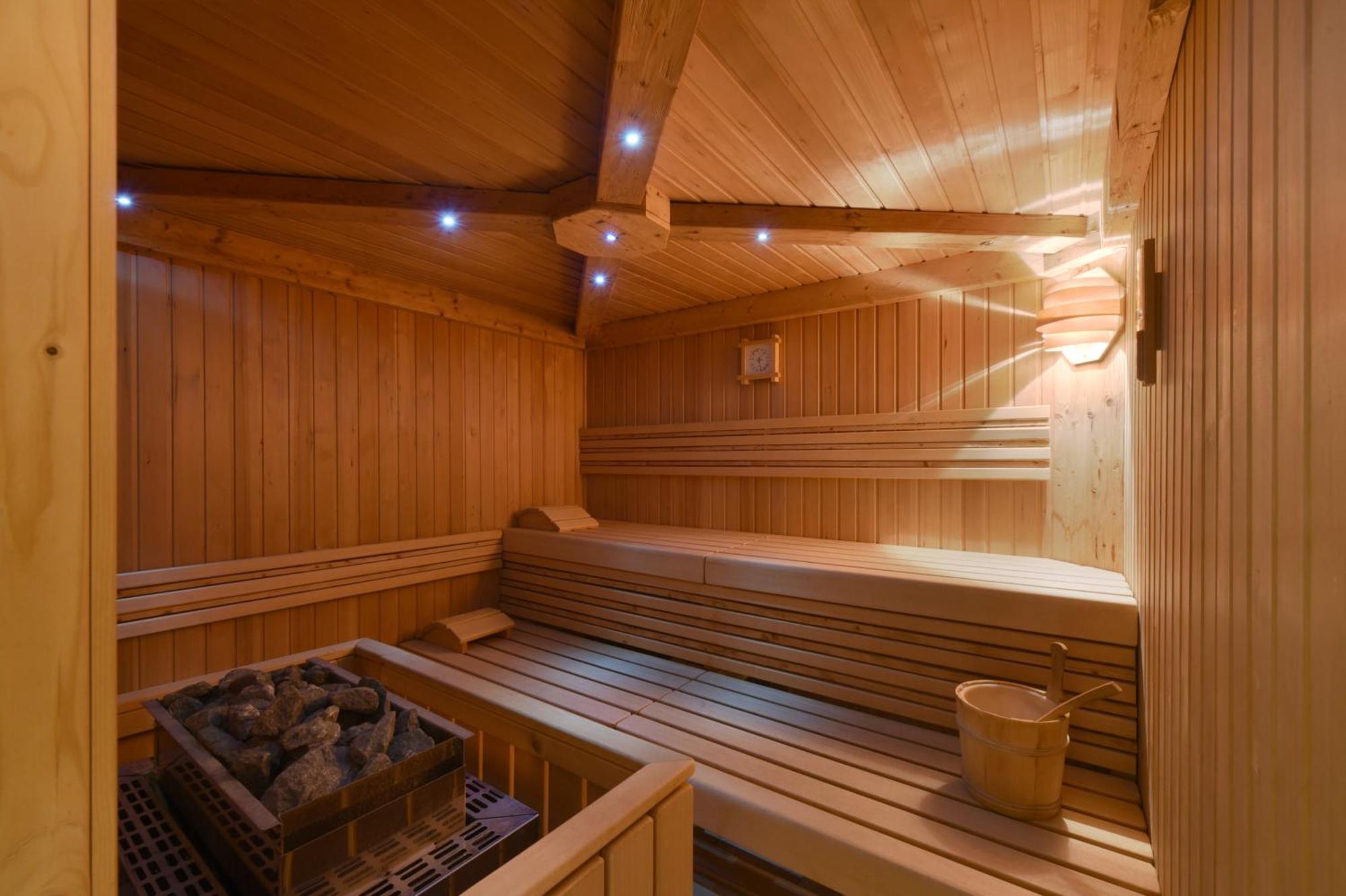 Cella Central Historic Boutique Hotel Zell am See Bagian luar foto