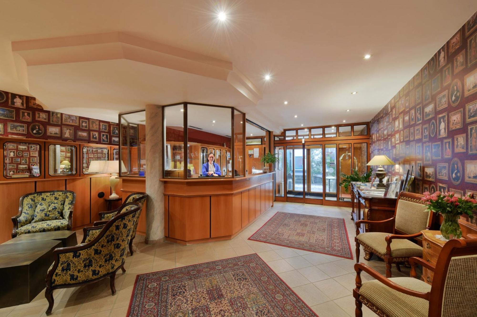 Cella Central Historic Boutique Hotel Zell am See Bagian luar foto