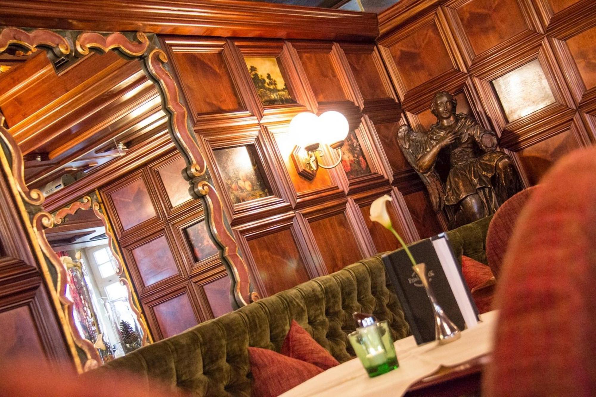 Cella Central Historic Boutique Hotel Zell am See Bagian luar foto
