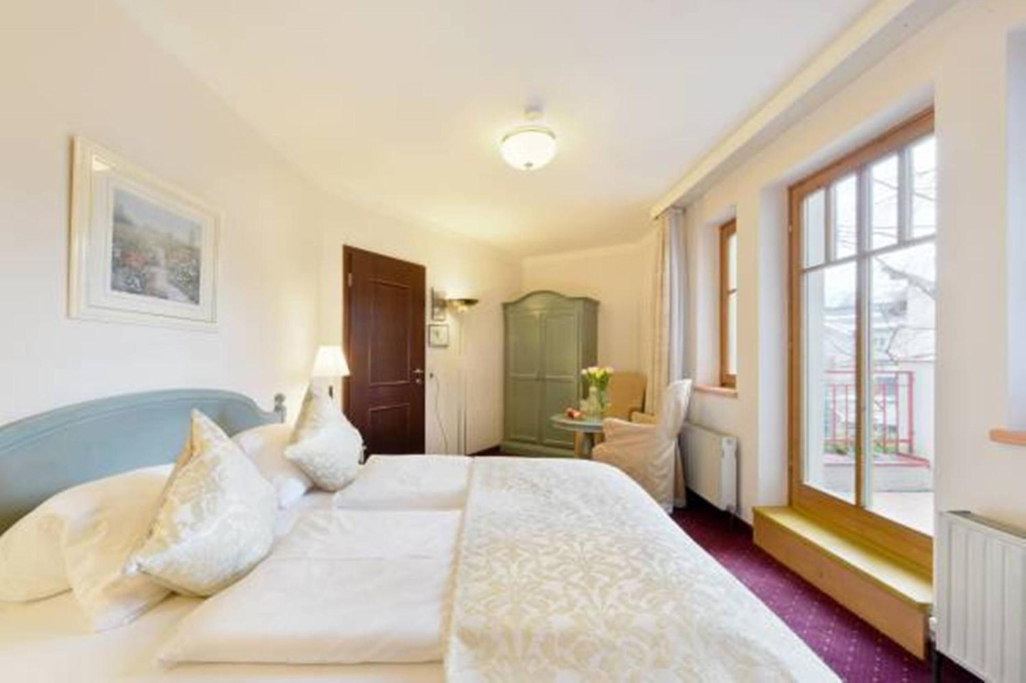 Cella Central Historic Boutique Hotel Zell am See Ruang foto